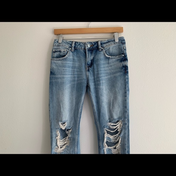 ZARA / MID RISE / Jeans / Size 0 - Picture 2 of 7
